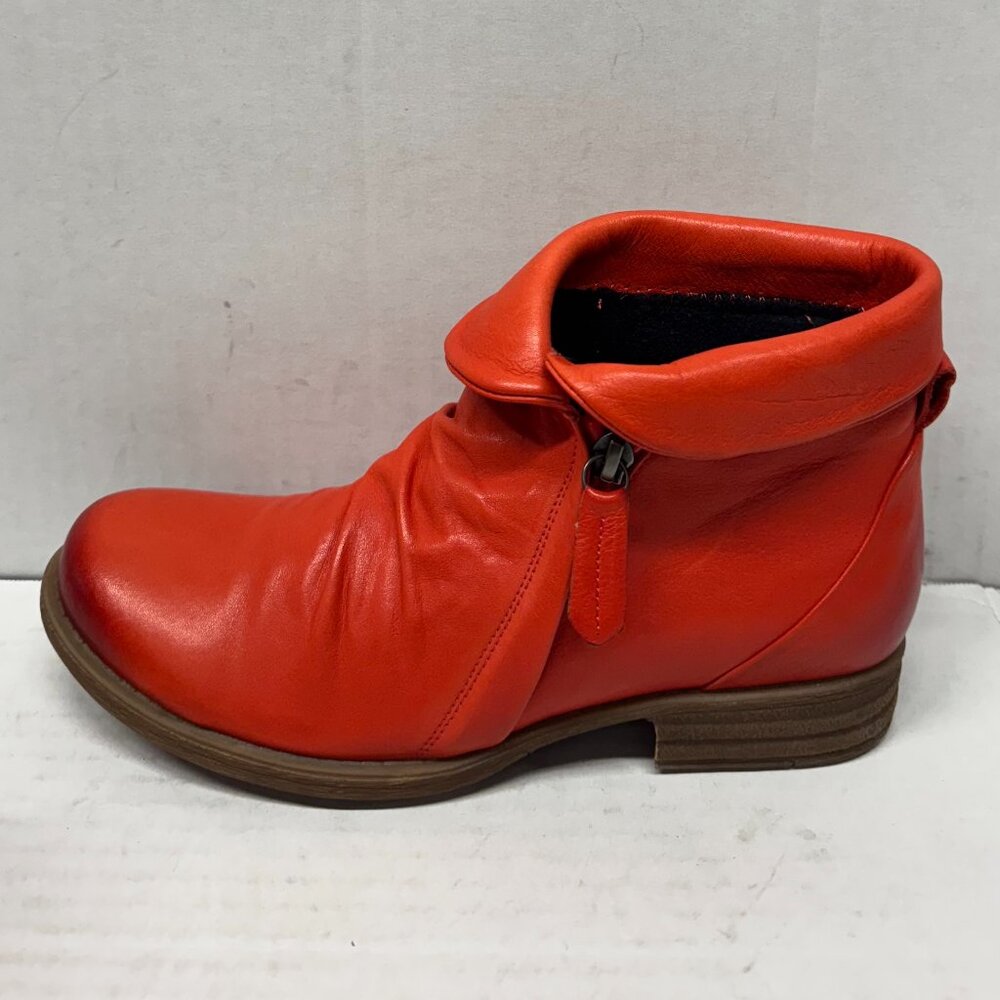 MIZ MOOZ RUCHED SOFT LEATHER BOOTIE SIDE ZIP RED 37EU / 7US NEW # Z-245 - Picture 5 of 7